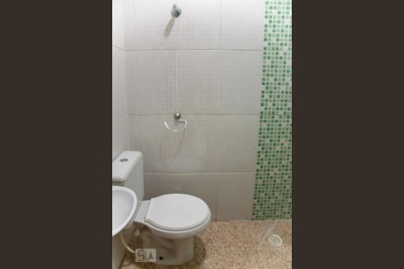 Casa para alugar com 50m², 2 quartos e sem vaga Casa para alugar com 50m², 2 quartos e sem vagaBanheiro