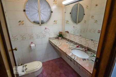 Casa à venda com 775m², 4 quartos e 3 vagasLavabo