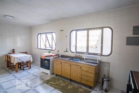 Casa à venda com 775m², 4 quartos e 3 vagasCozinha