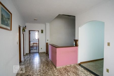 Casa à venda com 775m², 4 quartos e 3 vagasHall