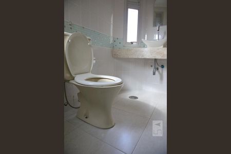 Apartamento à venda com 71m², 2 quartos e 2 vagasBanheiro Quarto Suíte