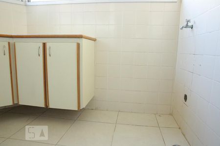 Apartamento à venda com 71m², 2 quartos e 2 vagasLavanderia