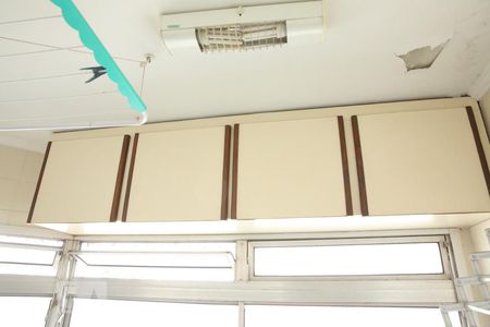 Apartamento à venda com 71m², 2 quartos e 2 vagasLavanderia