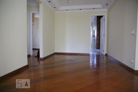 Apartamento à venda com 71m², 2 quartos e 2 vagasSala