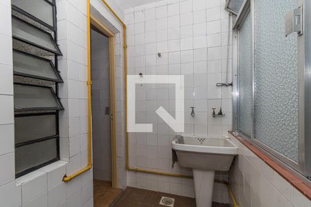 Apartamento à venda com 70m², 2 quartos e 1 vagaÁrea de Serviço