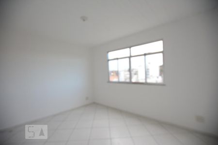 Quarto 1 de apartamento para alugar com 2 quartos, 75m² em Bonsucesso, Rio de Janeiro