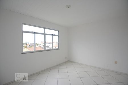 Quarto 1 de apartamento para alugar com 2 quartos, 75m² em Bonsucesso, Rio de Janeiro