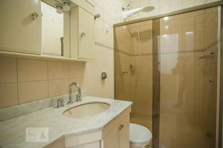 Casa para alugar com 75m², 3 quartos e 2 vagas Casa para alugar com 75m², 3 quartos e 2 vagasBanheiro