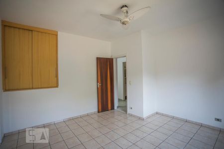 Casa para alugar com 75m², 3 quartos e 2 vagas Casa para alugar com 75m², 3 quartos e 2 vagasQuarto 2