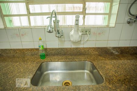 Casa para alugar com 75m², 3 quartos e 2 vagas Casa para alugar com 75m², 3 quartos e 2 vagasCozinha - Torneira