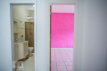 Casa para alugar com 75m², 3 quartos e 2 vagas Casa para alugar com 75m², 3 quartos e 2 vagasCorredor