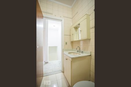 Casa para alugar com 75m², 3 quartos e 2 vagas Casa para alugar com 75m², 3 quartos e 2 vagasBanheiro