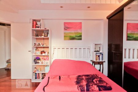 Apartamento à venda com 128m², 3 quartos e 2 vagasSuíte