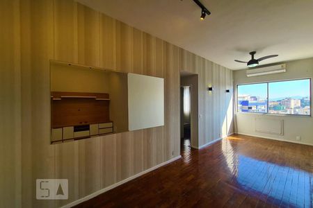 Sala de apartamento para alugar com 2 quartos, 90m² em Méier, Rio de Janeiro