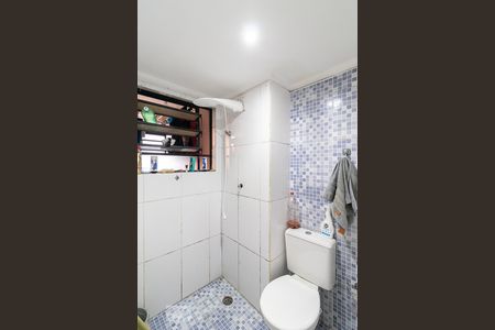 Banheiro de apartamento à venda com 2 quartos, 42m² em Conjunto Habitacional Teotonio Vilela, São Paulo
