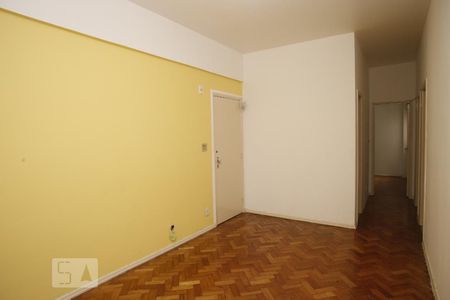 Sala de apartamento para alugar com 2 quartos, 70m² em Tijuca, Rio de Janeiro