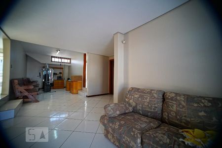Casa à venda com 300m², 4 quartos e 2 vagasSala 1 andar