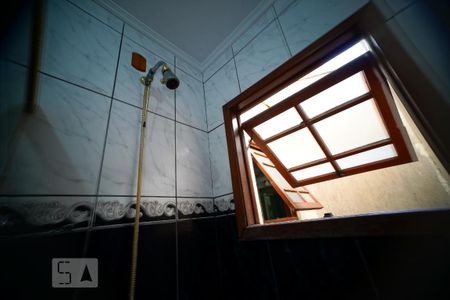 Casa à venda com 300m², 4 quartos e 2 vagasSuite - Banheiro