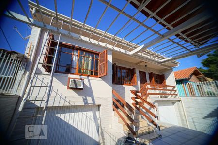 Casa à venda com 300m², 4 quartos e 2 vagasFachada frente