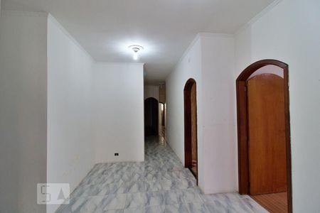 Corredor de casa à venda com 4 quartos, 303m² em Jardim Londrina, São Paulo