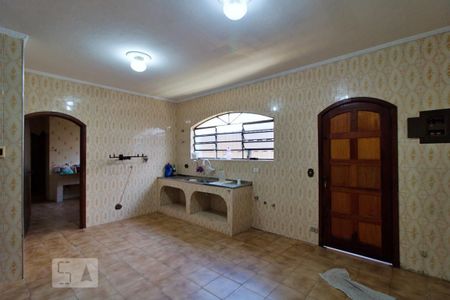 Casa à venda com 303m², 4 quartos e 6 vagasCozinha