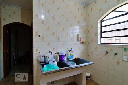 Casa à venda com 303m², 4 quartos e 6 vagasÁrea de Serviço