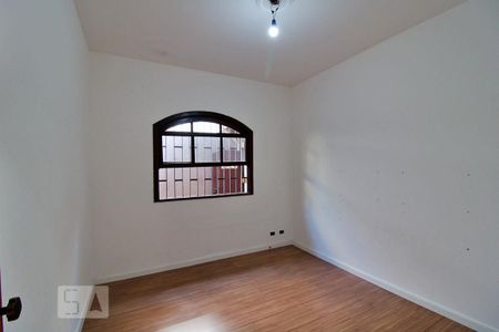 Casa à venda com 303m², 4 quartos e 6 vagasQuarto 4