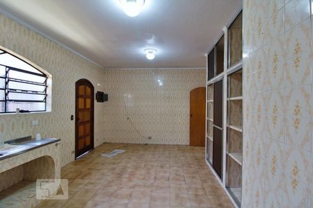 Casa à venda com 303m², 4 quartos e 6 vagasCozinha