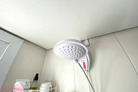 Apartamento à venda com 60m², 2 quartos e 1 vaga Apartamento à venda com 60m², 2 quartos e 1 vagaBanheiro