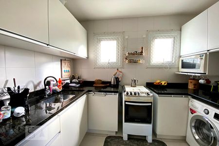Apartamento à venda com 60m², 2 quartos e 1 vaga Apartamento à venda com 60m², 2 quartos e 1 vagaCozinha
