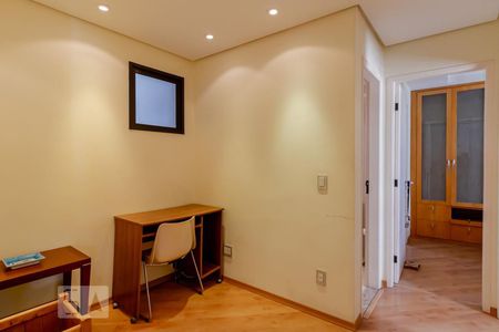 Escritório de apartamento à venda com 2 quartos, 63m² em Vila Monumento, São Paulo