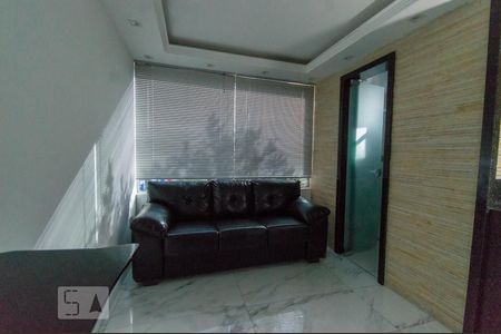 Sala de kitnet/studio para alugar com 1 quarto, 36m² em Novo Mundo, Curitiba