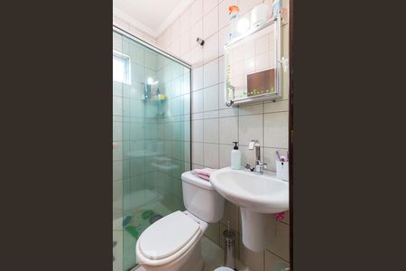 Casa à venda com 190m², 4 quartos e 3 vagasBanheiro social