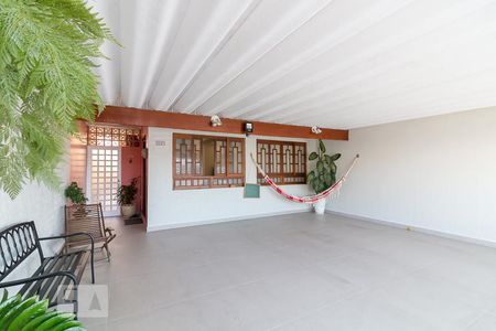 Casa à venda com 190m², 4 quartos e 3 vagasFachada da casa