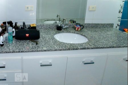 Casa para alugar com 200m², 3 quartos e 4 vagas Casa para alugar com 200m², 3 quartos e 4 vagasBanheiro