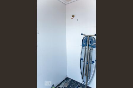 Casa para alugar com 200m², 3 quartos e 4 vagas Casa para alugar com 200m², 3 quartos e 4 vagasBanheiro da Suite