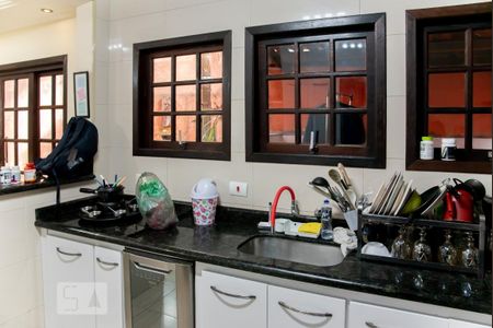 Casa para alugar com 200m², 3 quartos e 4 vagas Casa para alugar com 200m², 3 quartos e 4 vagasCozinha