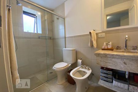 Apartamento para alugar com 200m², 3 quartos e 4 vagasBanheiro da Suíte 3