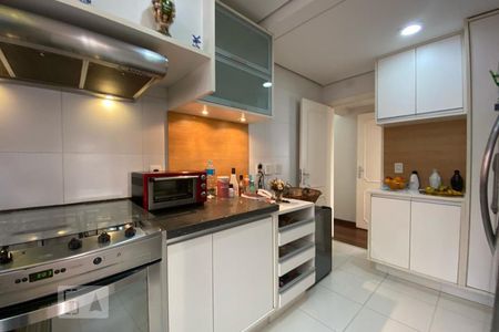 Apartamento para alugar com 200m², 3 quartos e 4 vagasCozinha