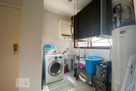 Apartamento para alugar com 200m², 3 quartos e 4 vagasÁrea de Serviço