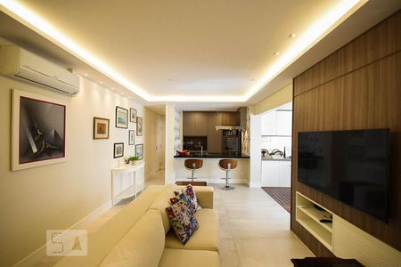 Sala de apartamento à venda com 2 quartos, 96m² em Jardim Fonte do Morumbi, São Paulo