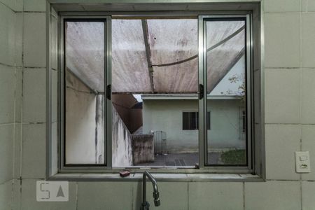 Vista da cozinha de casa para alugar com 2 quartos, 60m² em Parque das Américas, Mauá