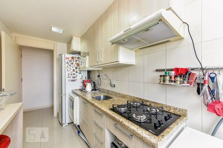 Cozinha de apartamento à venda com 3 quartos, 68m² em  Jardim Ibiratiba, Porto Alegre