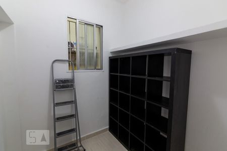 Apartamento à venda com 106m², 4 quartos e sem vaga Apartamento à venda com 106m², 4 quartos e sem vagaQuarto de Serviço