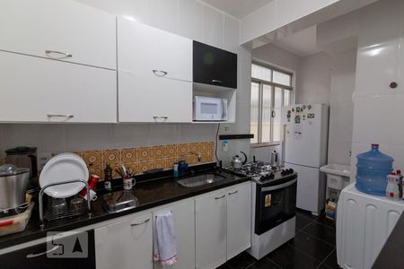 Apartamento à venda com 106m², 4 quartos e sem vaga Apartamento à venda com 106m², 4 quartos e sem vagaCozinha