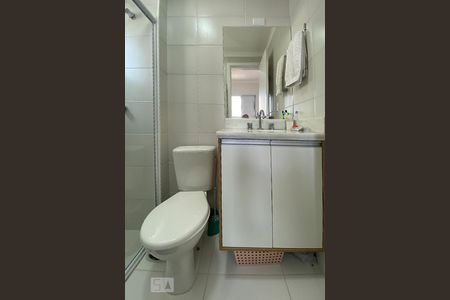 Apartamento para alugar com 70m², 3 quartos e 2 vagas Apartamento para alugar com 70m², 3 quartos e 2 vagasBanheiro