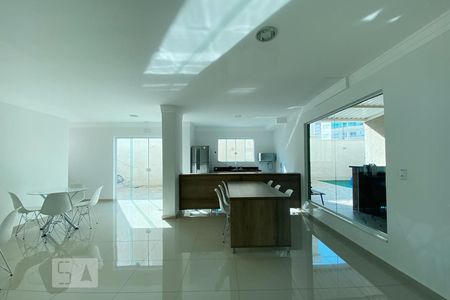 Apartamento para alugar com 70m², 3 quartos e 2 vagas Apartamento para alugar com 70m², 3 quartos e 2 vagasÁrea comum - Salão de festas