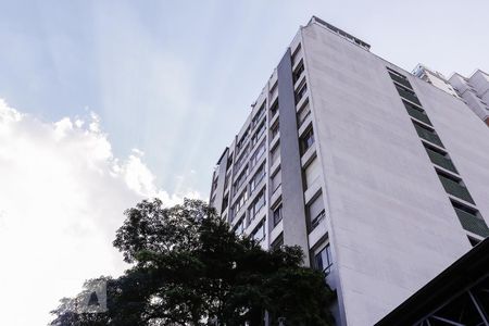 Apartamento à venda com 80m², 1 quarto e 1 vagaFachada