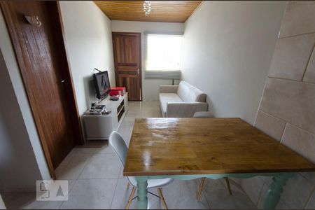 Sala de apartamento para alugar com 2 quartos, 50m² em São João do Rio Vermelho, Florianópolis