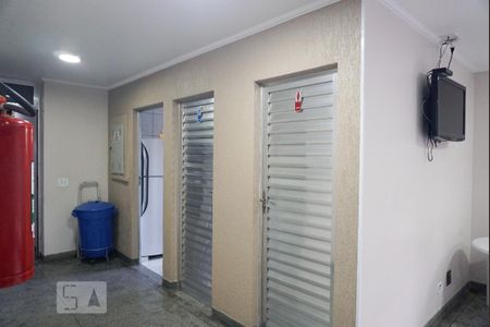 Apartamento para alugar com 50m², 2 quartos e 1 vaga Apartamento para alugar com 50m², 2 quartos e 1 vagaÁrea comum - Salão de festas